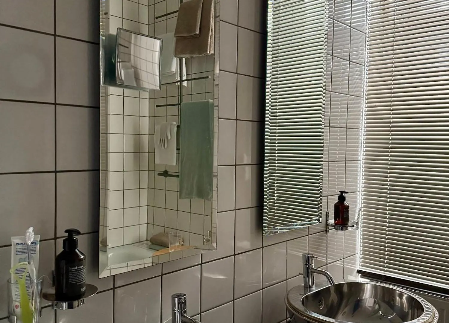 Homestay Aussergewoehnlich Schoenes Zimmer In Muenchen-Schwabing