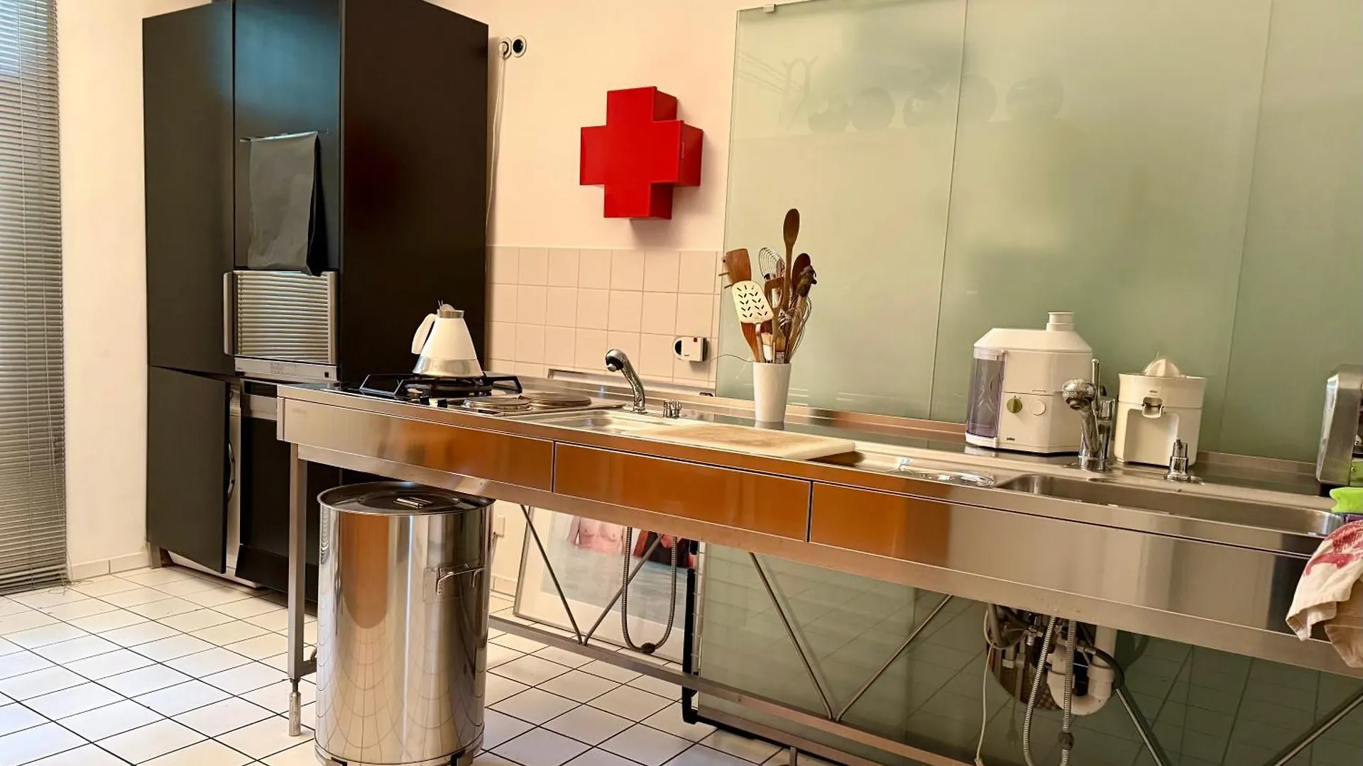 Aussergewoehnlich Schoenes Zimmer In Muenchen-Schwabing Germany